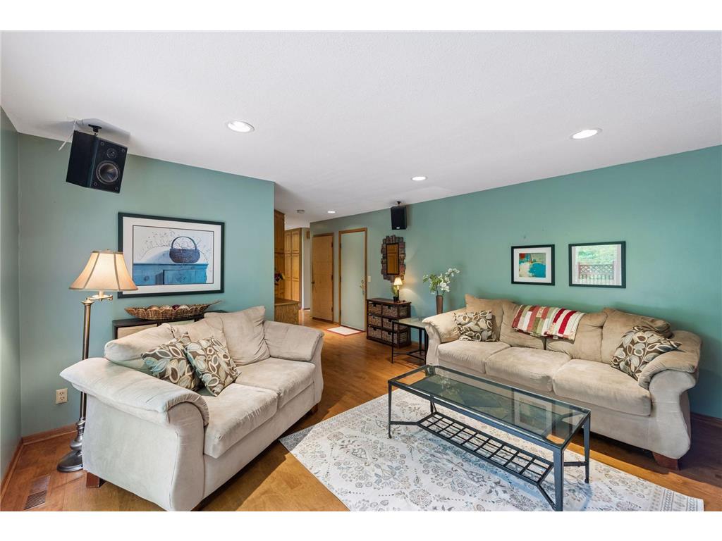 4015 Forestview Lane N Plymouth MN 55441 7067998 image16