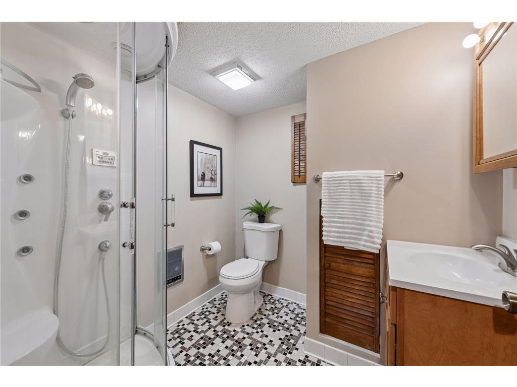 4015 Forestview Lane N Plymouth MN 55441 7067998 image34