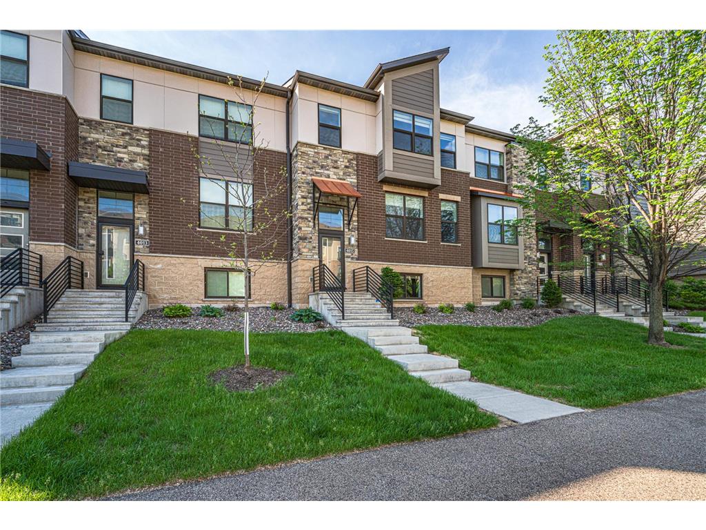 4015 River Valley Way Eagan MN 55122 7082050 image1