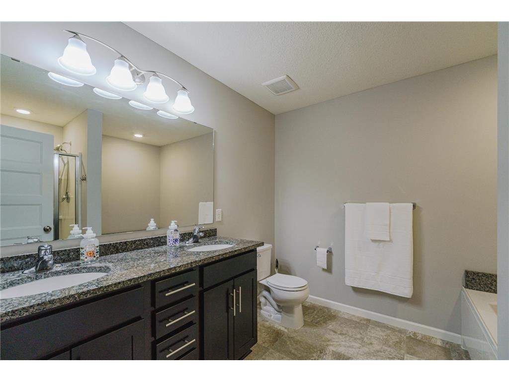 4015 River Valley Way Eagan MN 55122 7082050 image24