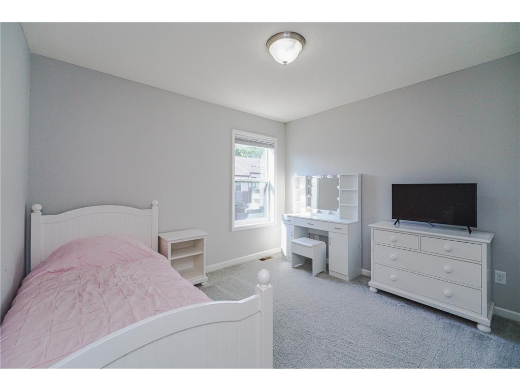 4015 River Valley Way Eagan MN 55122 7082050 image29