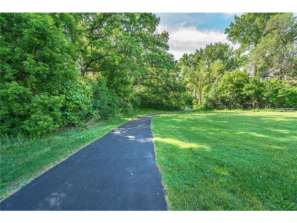 4015 River Valley Way Eagan MN 55122 7082050 image42