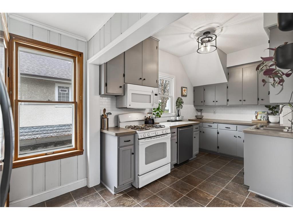 4017 44th Avenue S Minneapolis MN 55406 7030319 image12