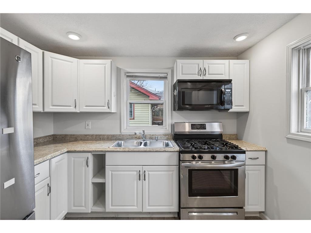 4017 4th Street NE Columbia Heights MN 55421 7016147 image2