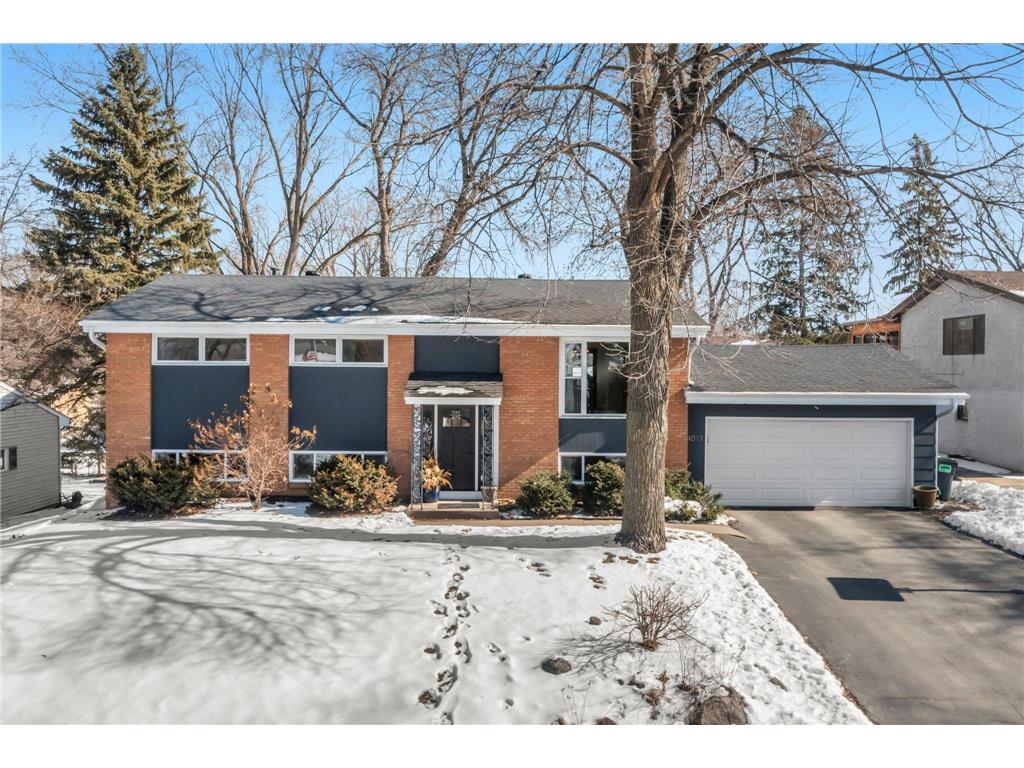 4017 Shamrock Drive NE Saint Anthony MN 55421 7001164 image1