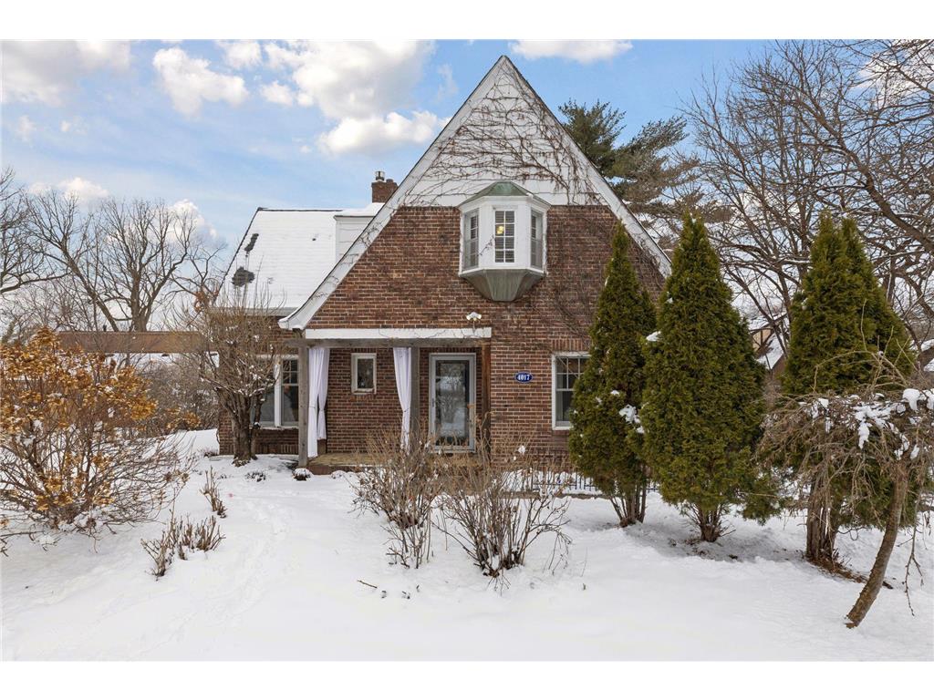 4017 Shoreline Drive Robbinsdale MN 55422 7004541 image1