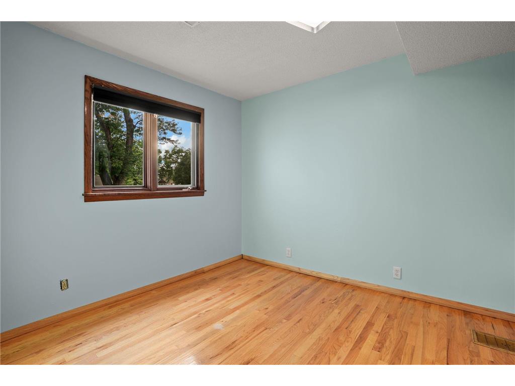 4018 Shamrock Drive NE Saint Anthony MN 55421 7090277 image39