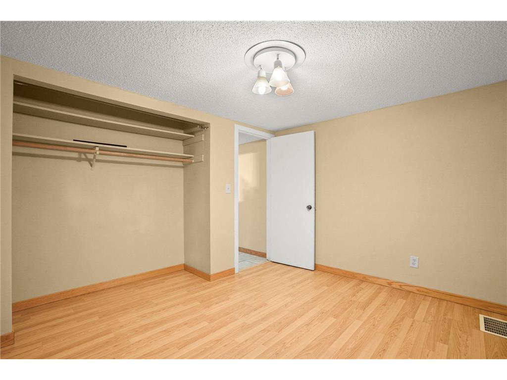 4018 Shamrock Drive NE Saint Anthony MN 55421 7090277 image42