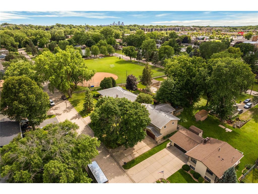 4018 Shamrock Drive NE Saint Anthony MN 55421 7090277 image48