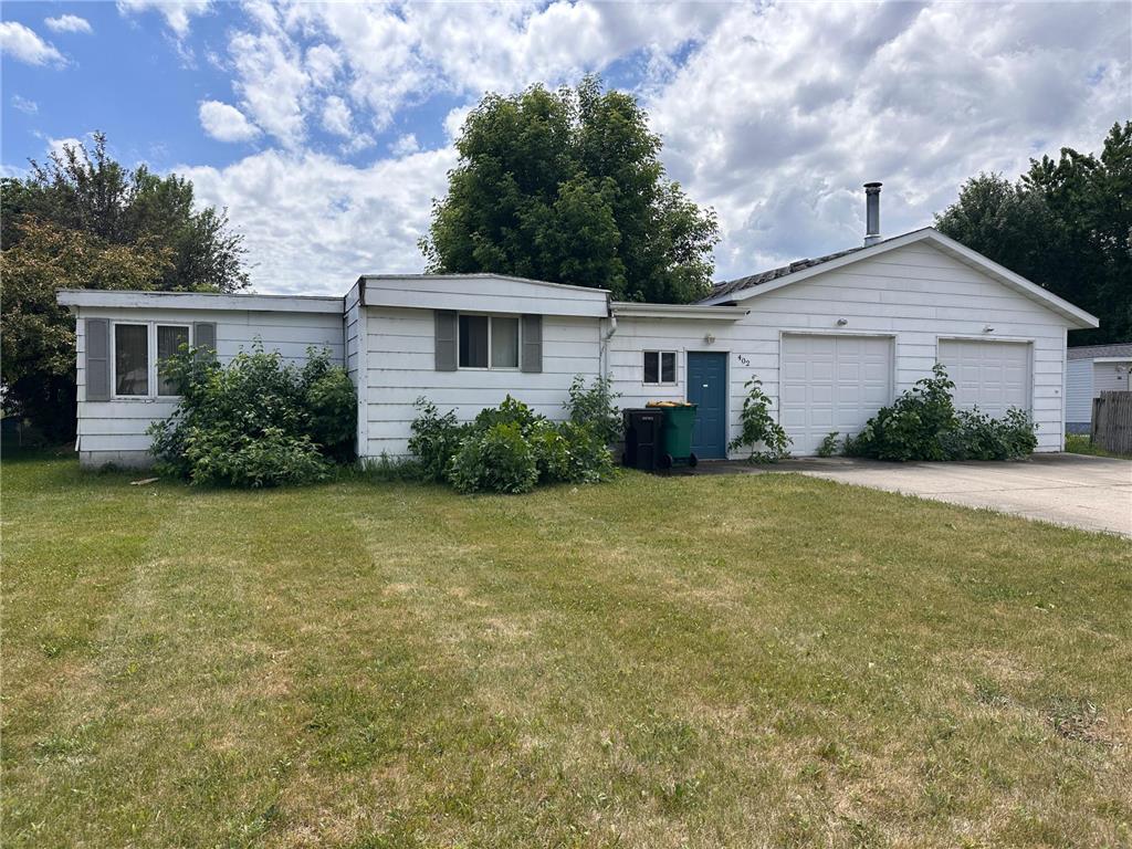 402 11th Avenue NW West Fargo ND 58078 7090022 image1