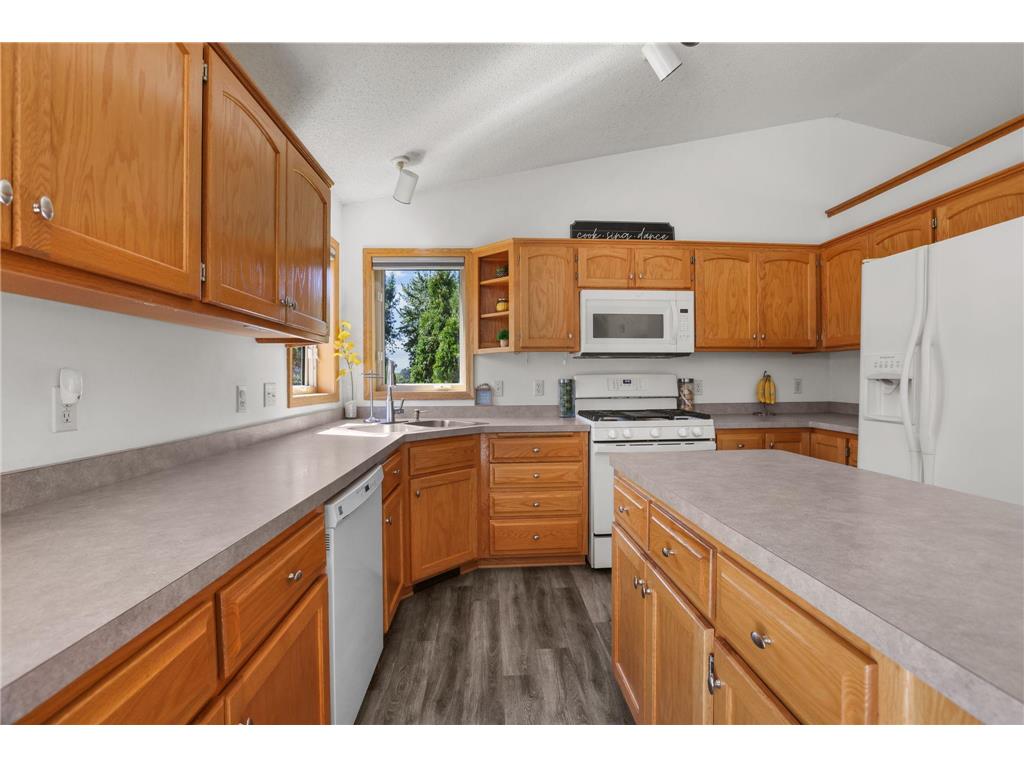 402 12th Avenue NW Isanti MN 55040 7110061 image13