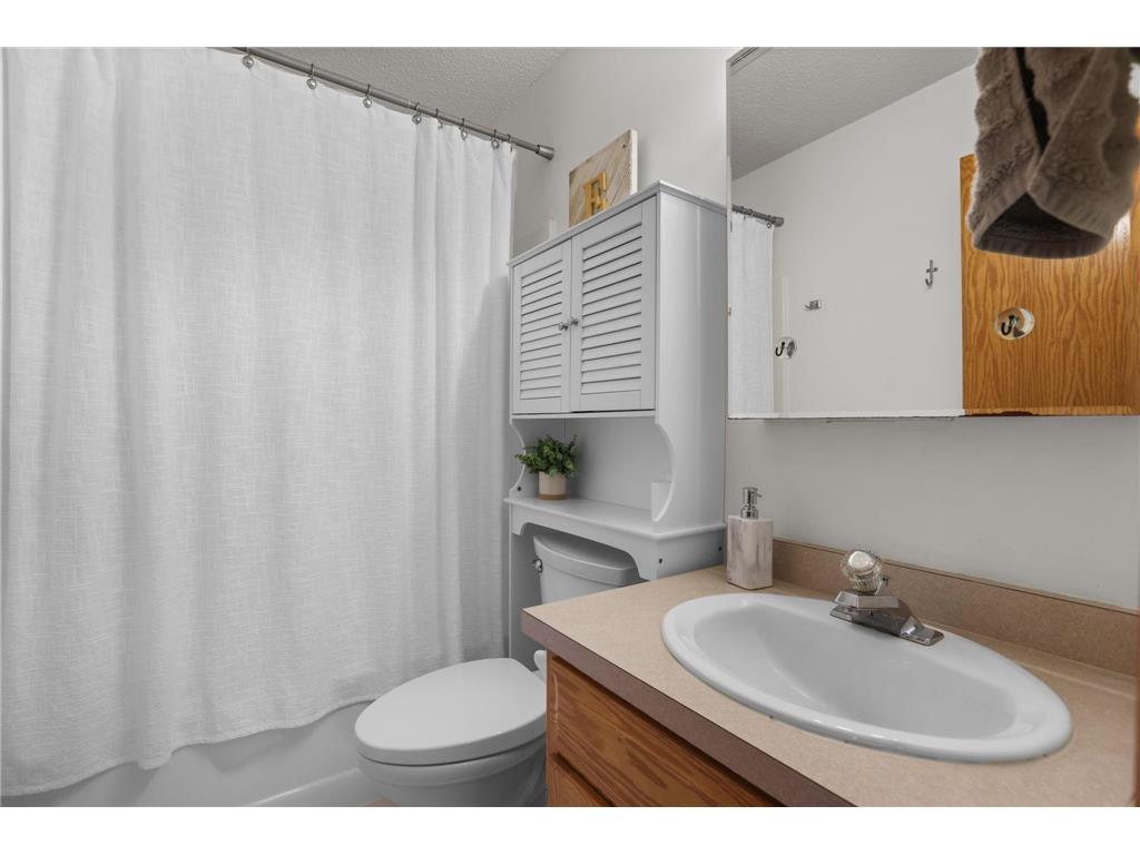 402 12th Avenue NW Isanti MN 55040 7110061 image23