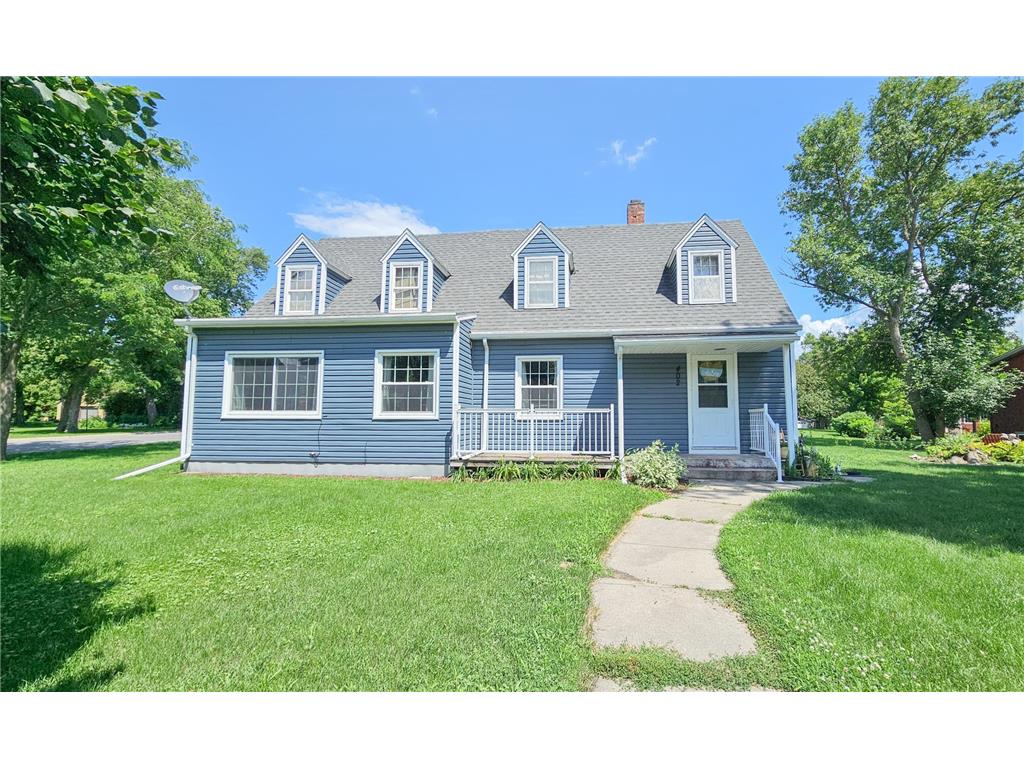 402 1st Street Belview MN 56214 6754759 image1