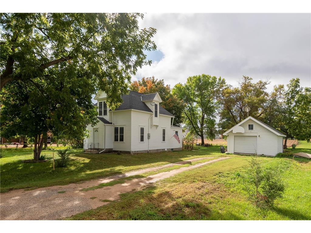 402 1st Street E, Vernon Center, MN, 56090 MLS 6440631 Edina Realty