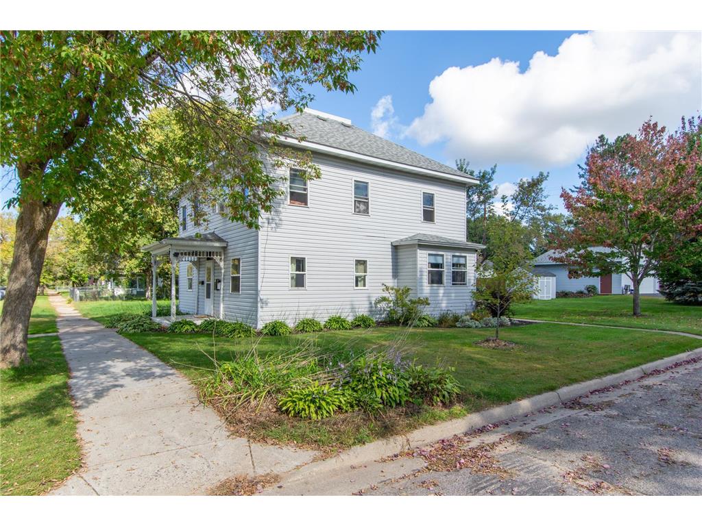 402 2nd Avenue NE Brainerd MN 56401 6792533 image1