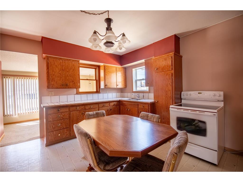 402 2nd Street S Sauk Centre MN 56378 7061668 image3