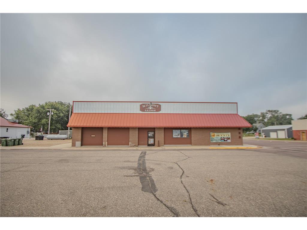 402 4th Avenue Wilmont MN 56185 6576512 image1