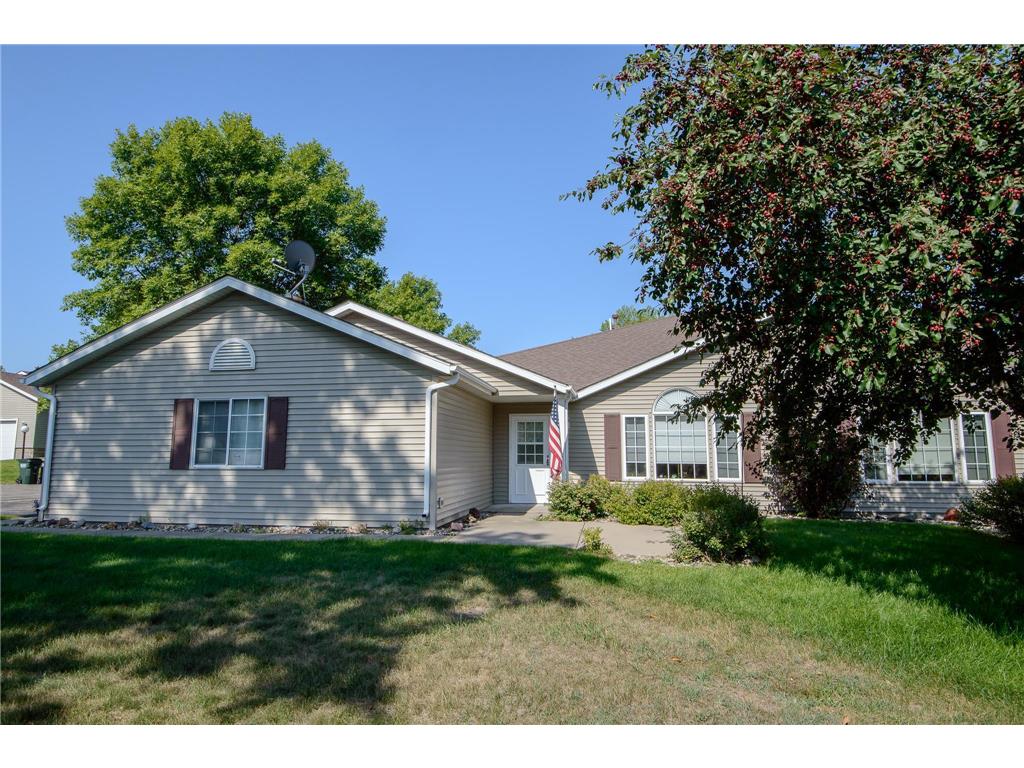 402 5th Street N Sartell MN 56377 6400882 image1