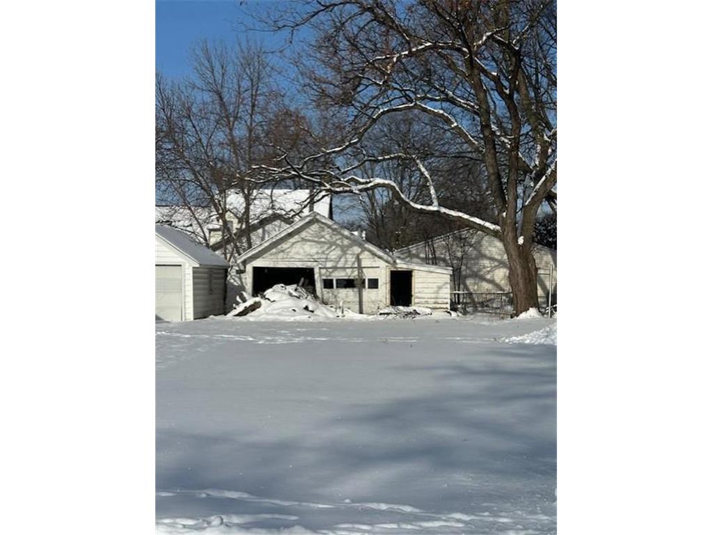 402 6th Place NW Austin MN 55912 6823738 image2