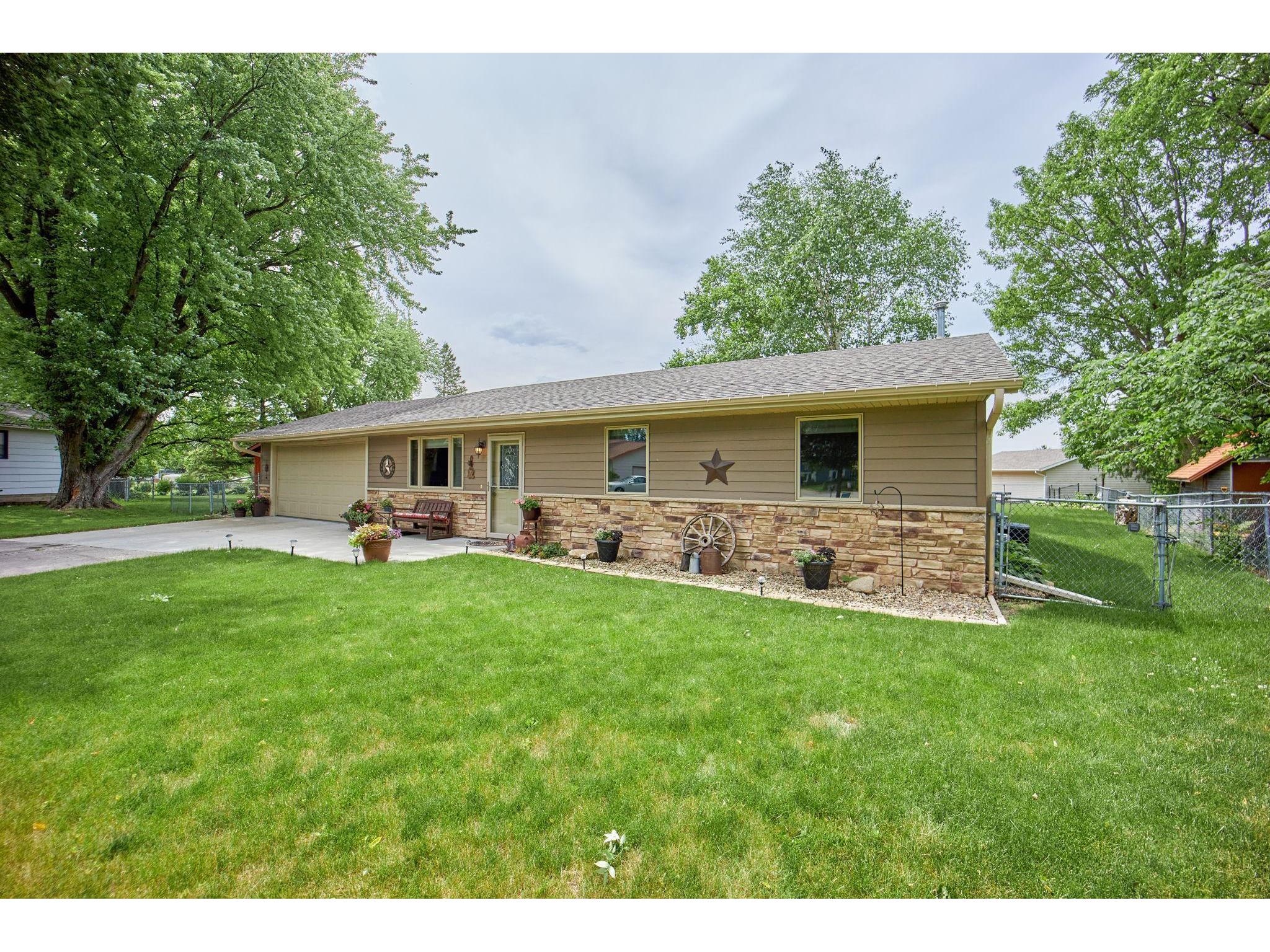 402 9th Avenue Circle NW Kasson MN 55944 6007671 image1