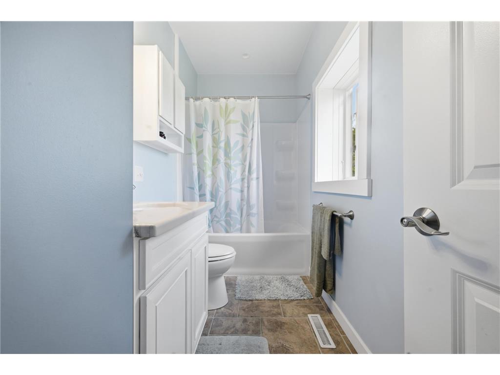 402 Barclay Avenue W Walden Twp MN 56474 7102158 image31