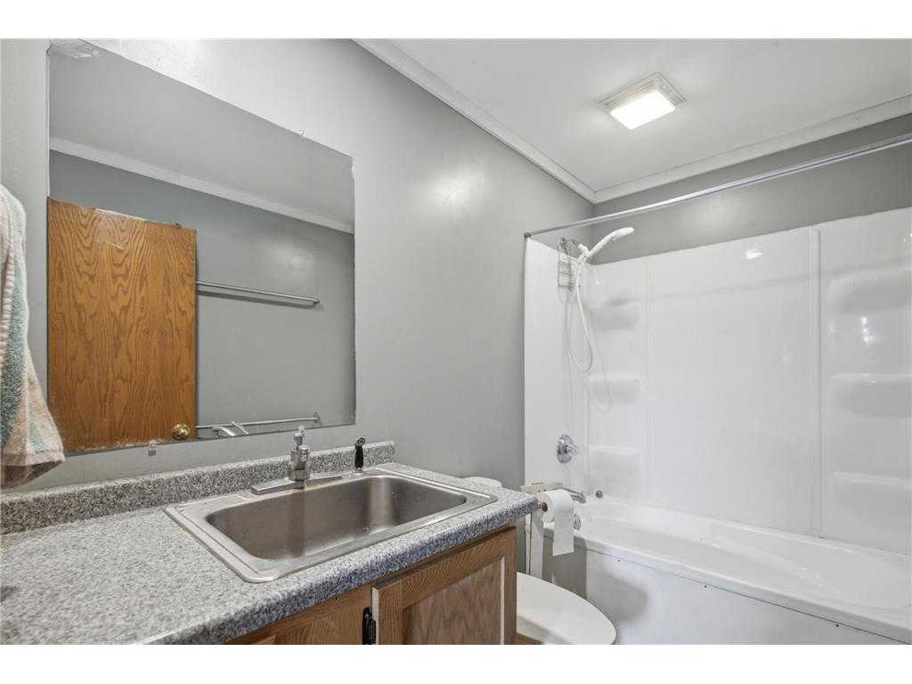 402 Barclay Avenue W Walden Twp MN 56474 7102158 image64