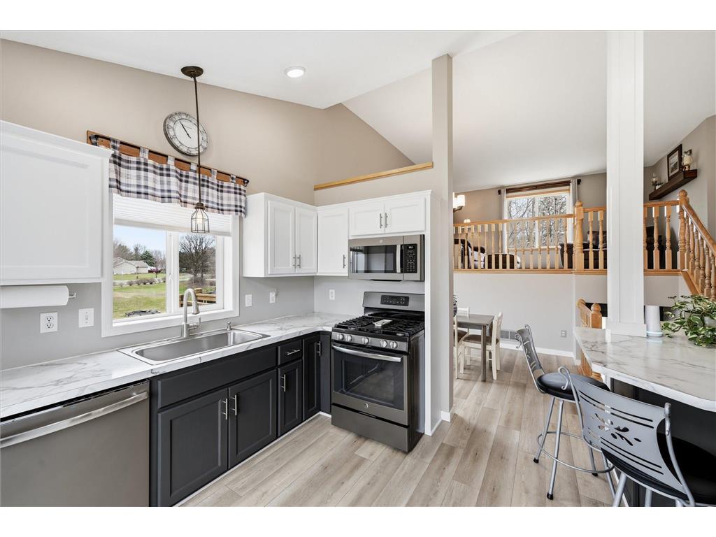402 Birch Street SW Isanti MN 55040 7039343 image9