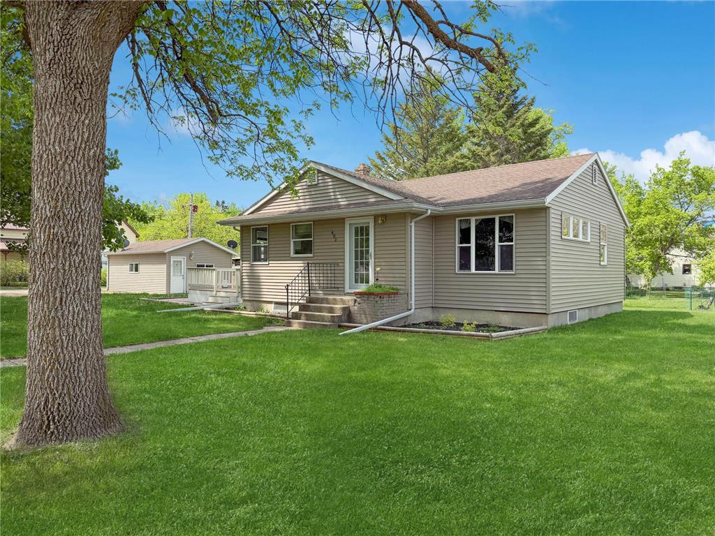 402 Chicago Avenue SW Red Lake Falls MN 56750 7083926 image1