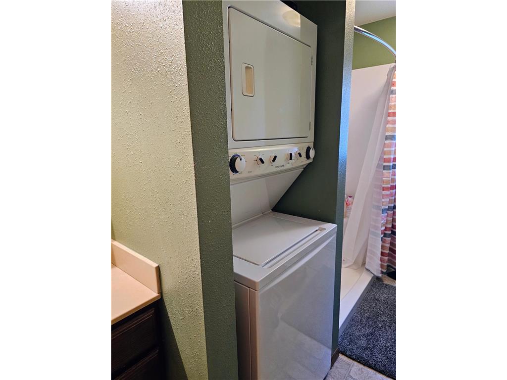 402 E 2nd Street N Truman MN 56088 6790179 image16