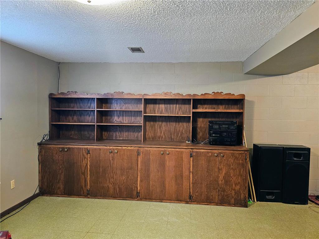 402 E 2nd Street N Truman MN 56088 6790179 image27