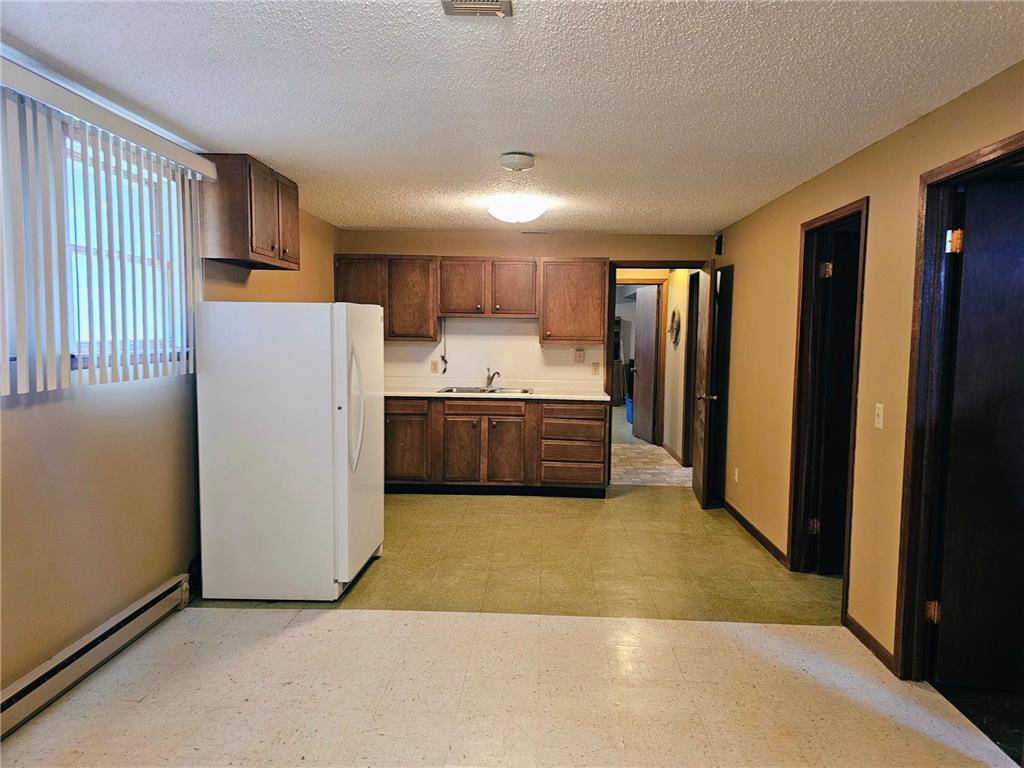 402 E 2nd Street N Truman MN 56088 6790179 image30