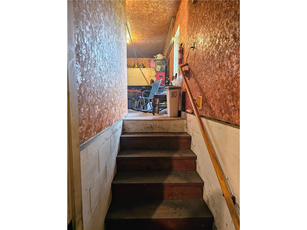 402 E 2nd Street N Truman MN 56088 6790179 image40