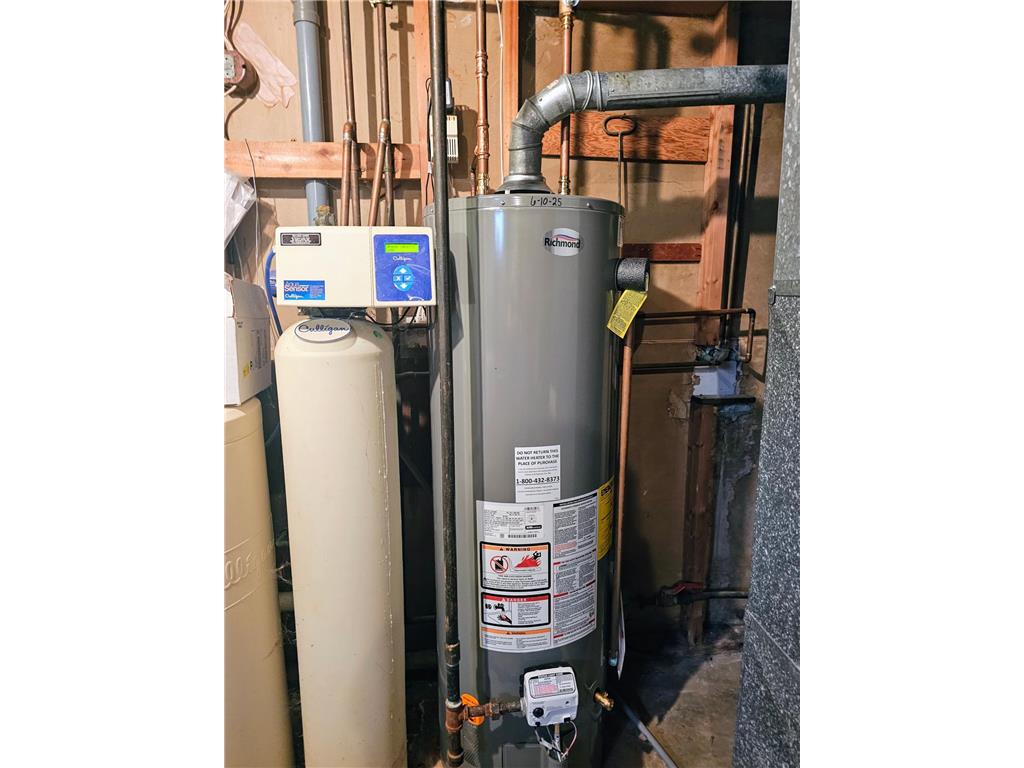 402 E 2nd Street N Truman MN 56088 6790179 image41