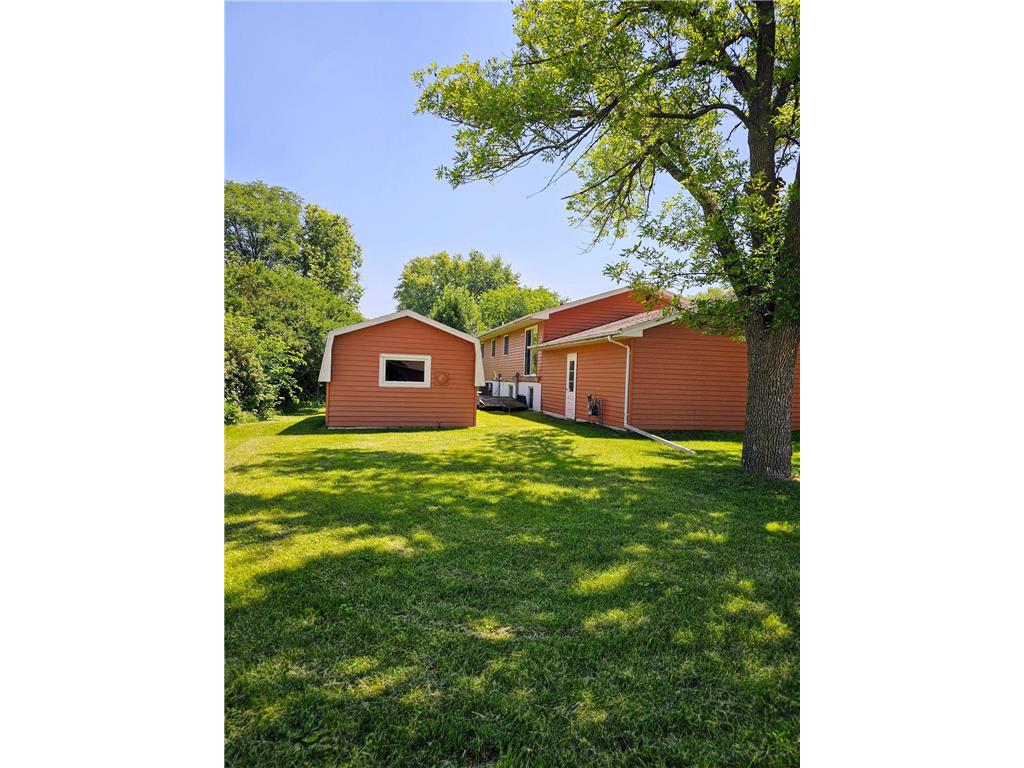 402 E 2nd Street N Truman MN 56088 6790179 image49