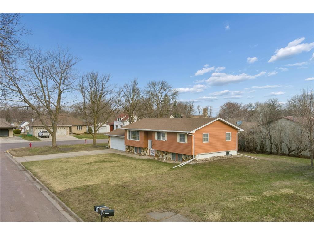 402 E 2nd Street N Truman MN 56088 7052006 image23