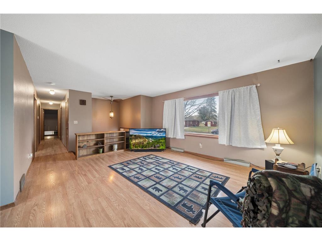 402 E 2nd Street N Truman MN 56088 7052006 image6