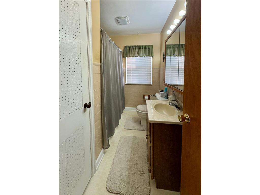 402 E Walnut Street Redwood Falls MN 56283 7025217 image11