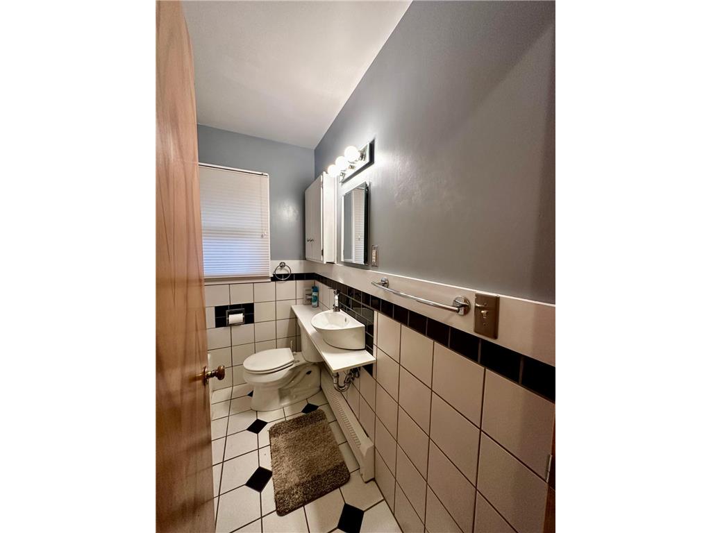 402 Hillcrest Street E Lanesboro MN 55949 6802829 image13