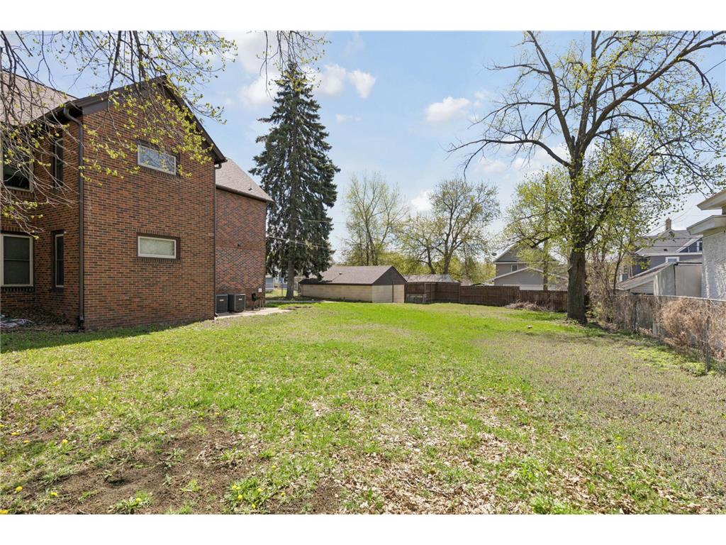 402 Hope Street Saint Paul MN 55106 7069580 image106