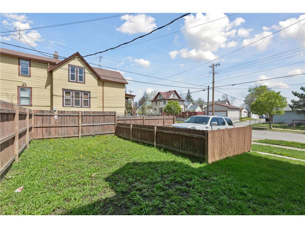 402 Hope Street Saint Paul MN 55106 7069580 image124