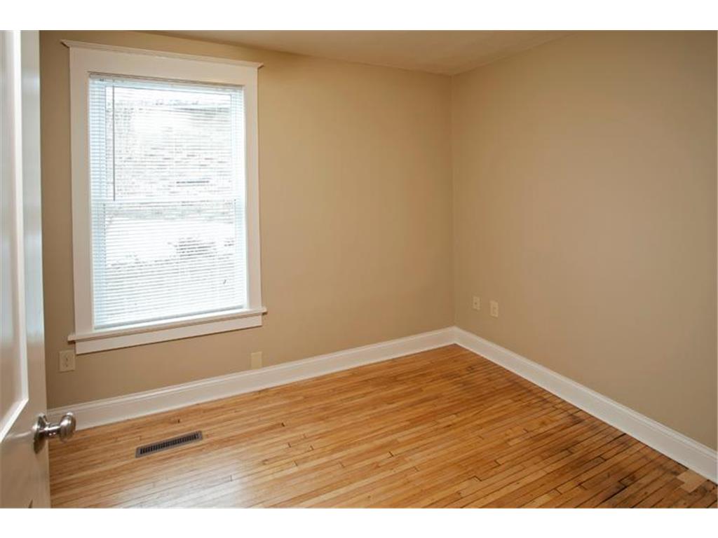 402 Hope Street Saint Paul MN 55106 7069580 image134