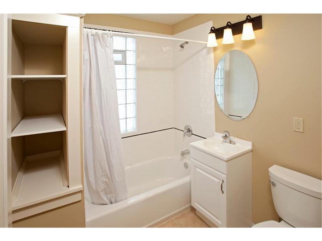 402 Hope Street Saint Paul MN 55106 7069580 image135