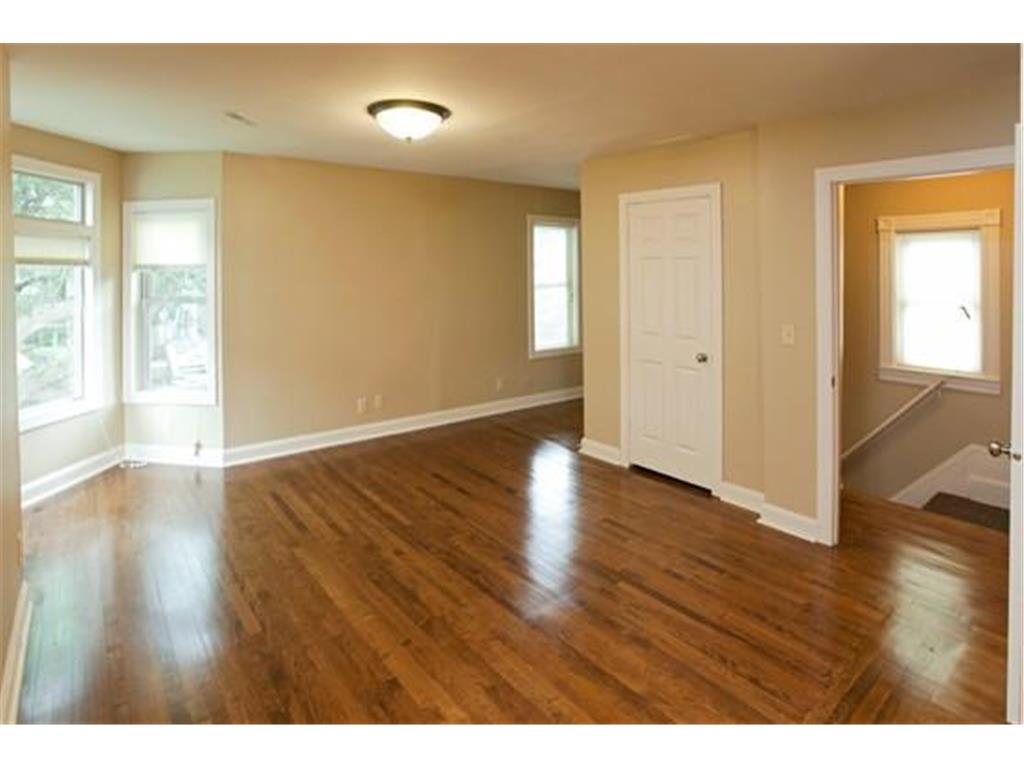 402 Hope Street Saint Paul MN 55106 7069580 image149