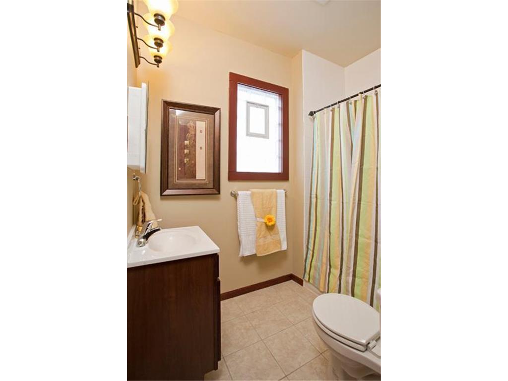 402 Hope Street Saint Paul MN 55106 7069580 image49