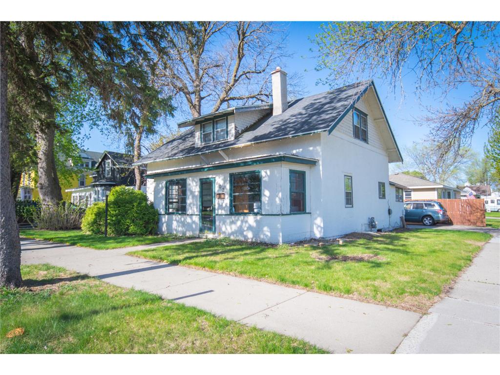 402 Maple Street Sauk Centre MN 56378 7073377 image1