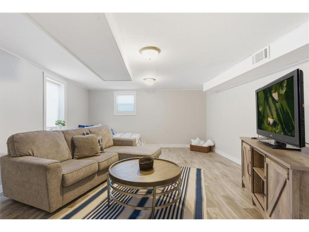 402 N Oak Street Lake City MN 55041 7017804 image21