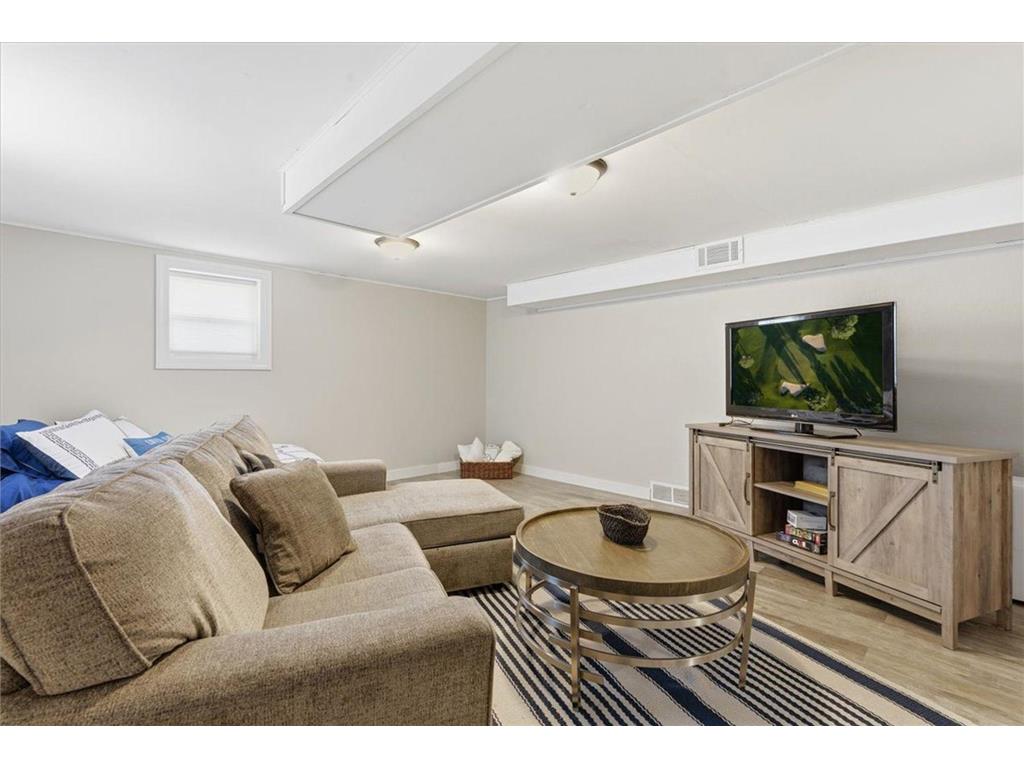 402 N Oak Street Lake City MN 55041 7017804 image23