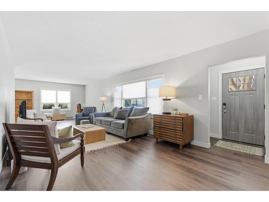 402 N Oak Street Lake City MN 55041 7017804 image3