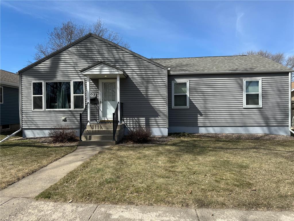 402 S Whitney Street Marshall MN 56258 6514546 image1