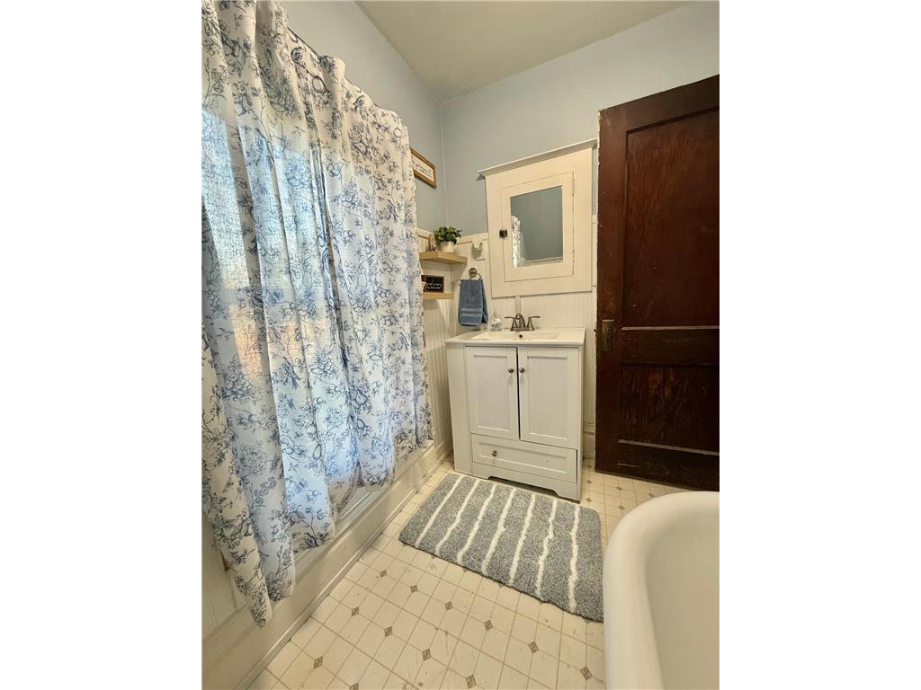 402 Saint Paul Avenue S Thief River Falls MN 56701 7079197 image26